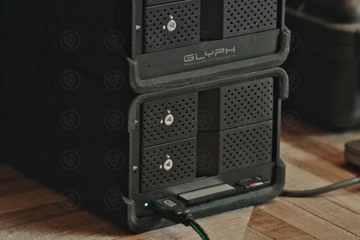 Glyph Blackbox PRO RAID Thunderbolt 3 mit Ingest Hub 32 TB